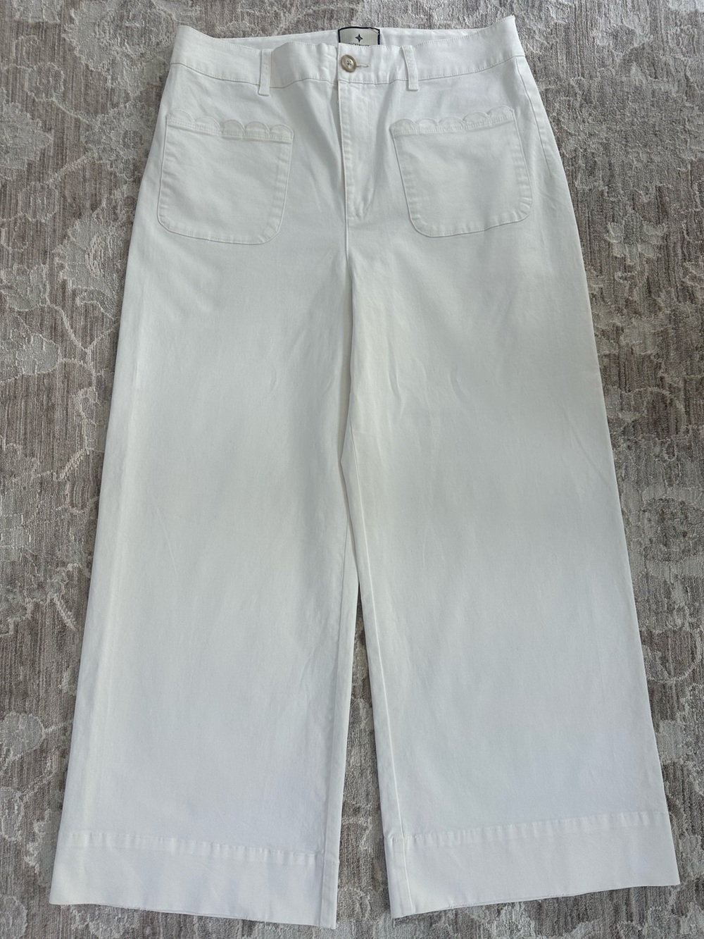Tuckernuck NWOT White Chino Crop Wide Leg Cotton Scalloped Pocket Pants- Size 10 - Picture 3 of 9